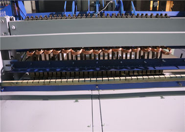 Reticolato di saldatura della gabbia del pollo di CNC che fa macchina, macchina completamente automatica del recinto del collegamento a catena di operazione facile fornitore